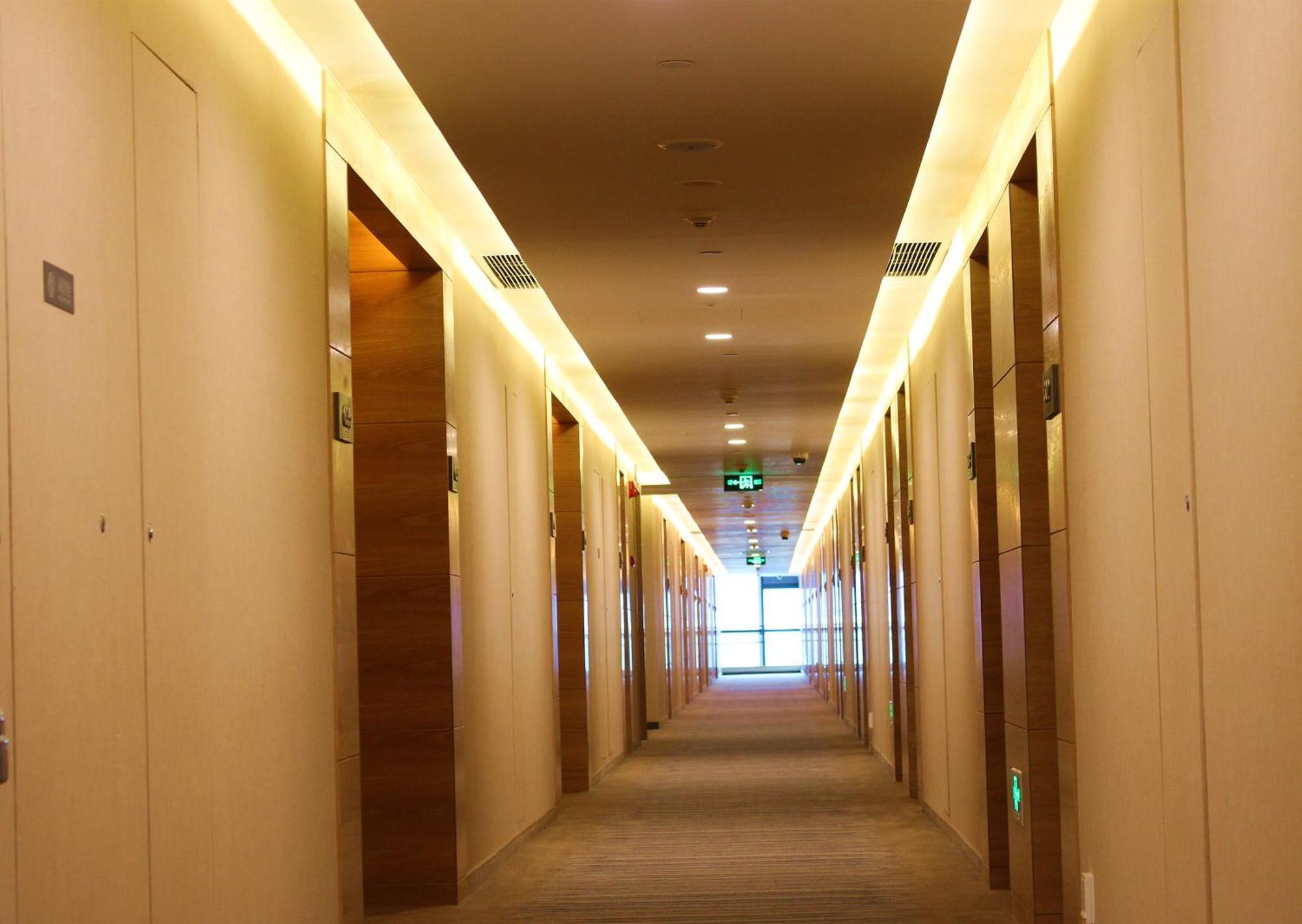 Hotel Hyatt Place Airport 4*