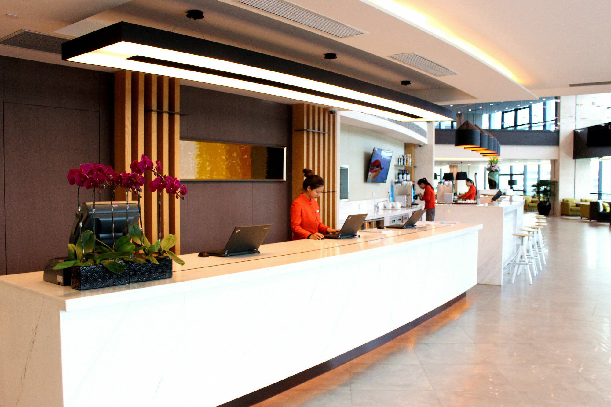 Hyatt Place Airport Hotel