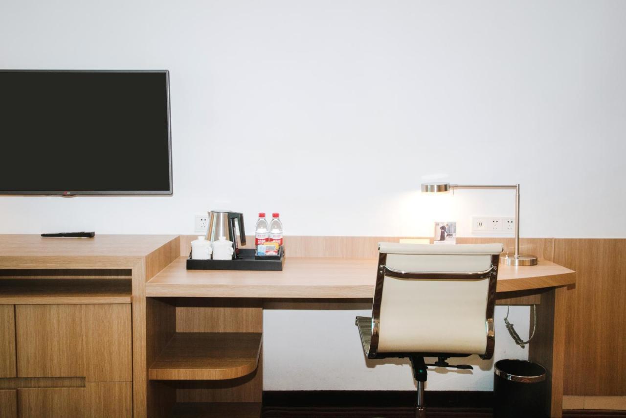 Hyatt Place Airport 4* Shenzhen